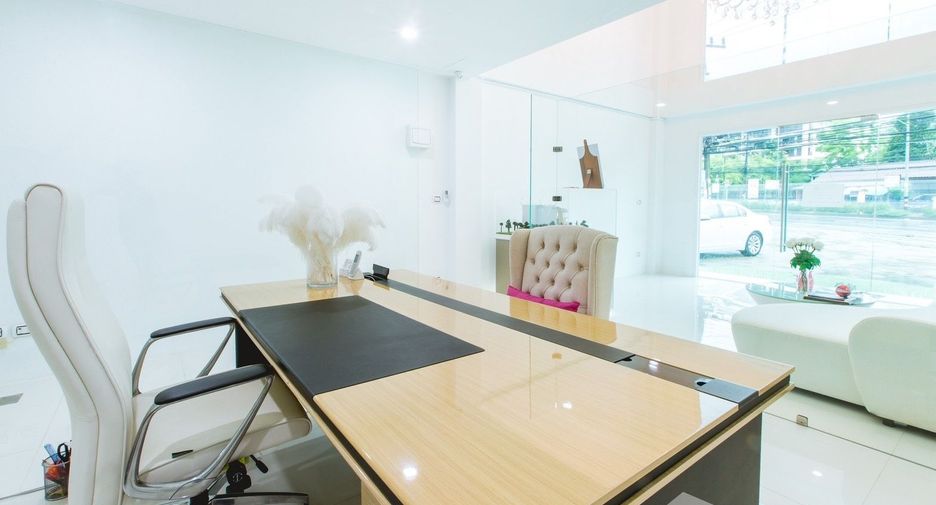 For sale そして for rent 3 ベッドルーム townhouse in Mueang Phuket, Phuket