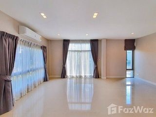 For sale 3 bedrooms house in Lat Krabang, Bangkok
