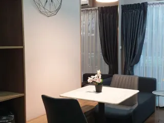 À louer 1 chambre condo à Mueang Chon Buri, Chonburi