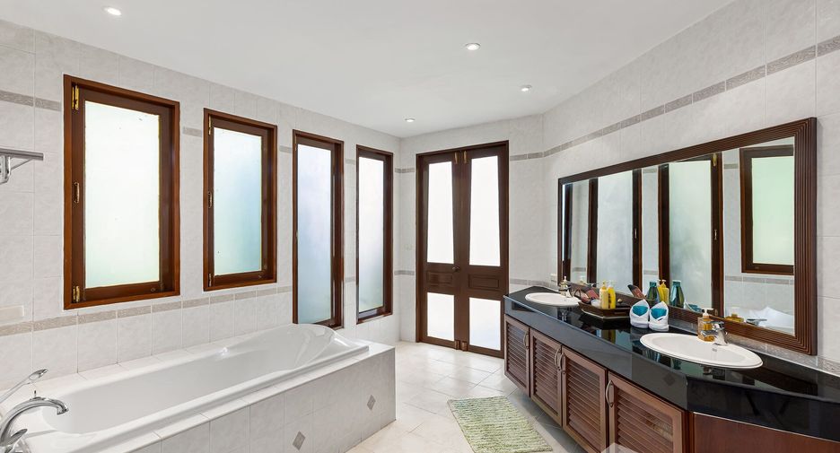 À vendre 7 chambres villa à Kathu, Phuket