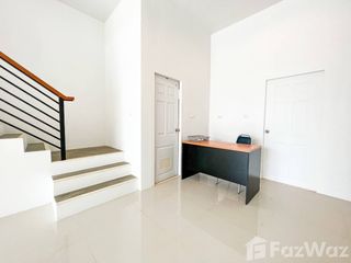 For sale 2 bedrooms retail Space in Mueang Phuket, Phuket