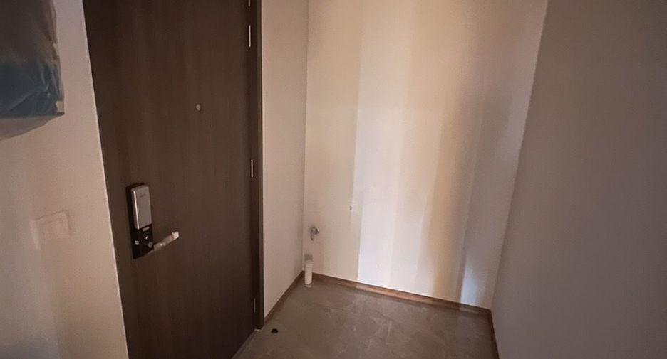 For sale 2 bedrooms condo in Watthana, Bangkok