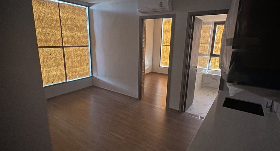 For sale 2 bedrooms condo in Watthana, Bangkok