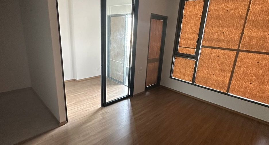 For sale 2 bedrooms condo in Watthana, Bangkok