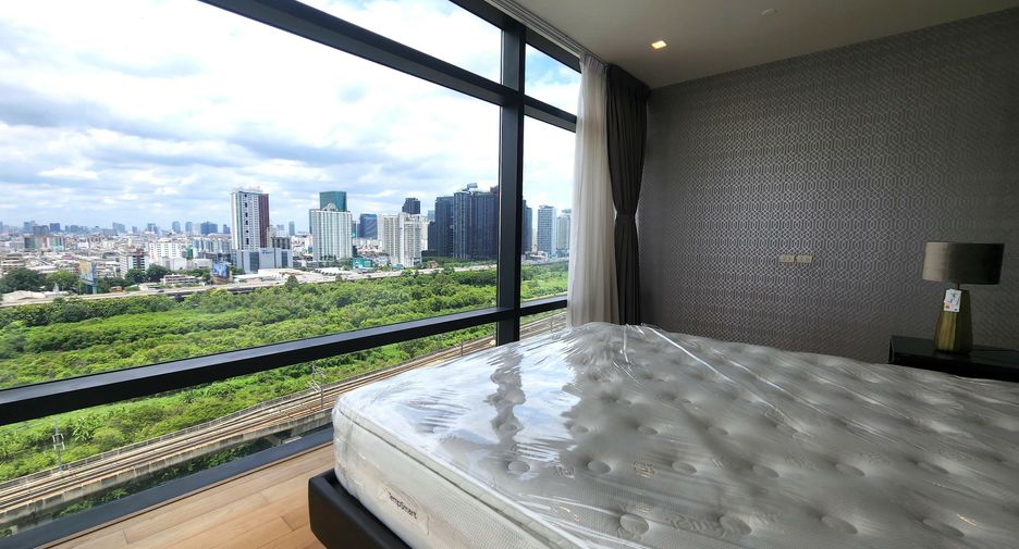 For sale 2 bedrooms condo in Watthana, Bangkok