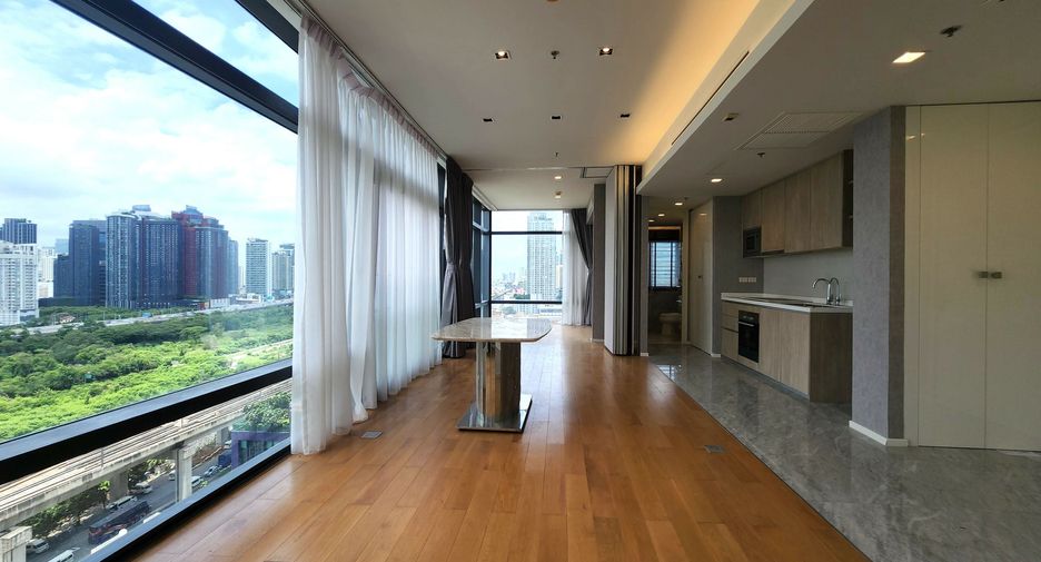 For sale 2 bedrooms condo in Watthana, Bangkok