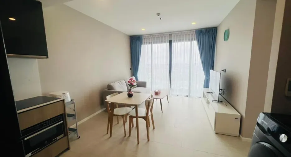 For sale 2 bedrooms condo in Pathum Wan, Bangkok