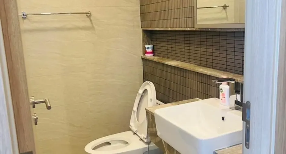 For sale 2 bedrooms condo in Pathum Wan, Bangkok