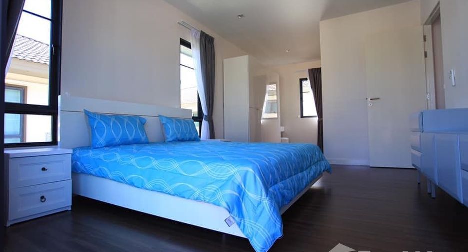For rent 3 bedrooms house in Mueang Phuket, Phuket