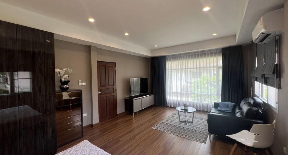 For sale 3 bedrooms house in Mueang Pathum Thani, Pathum Thani