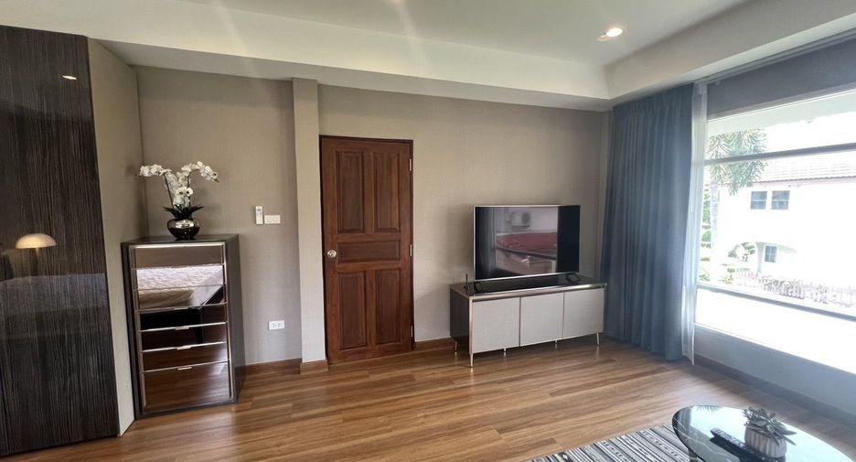 For sale 3 bedrooms house in Mueang Pathum Thani, Pathum Thani