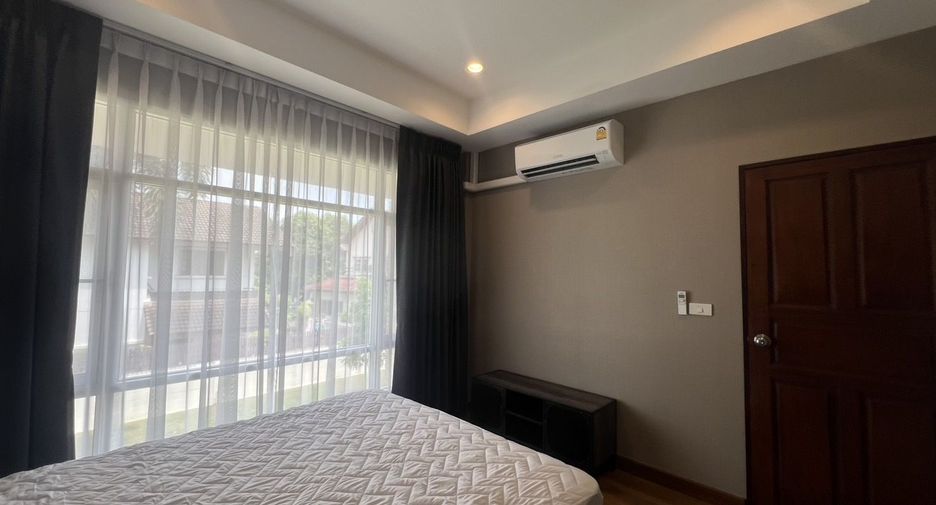 For sale 3 bedrooms house in Mueang Pathum Thani, Pathum Thani