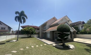 For sale 3 bedrooms house in Mueang Pathum Thani, Pathum Thani