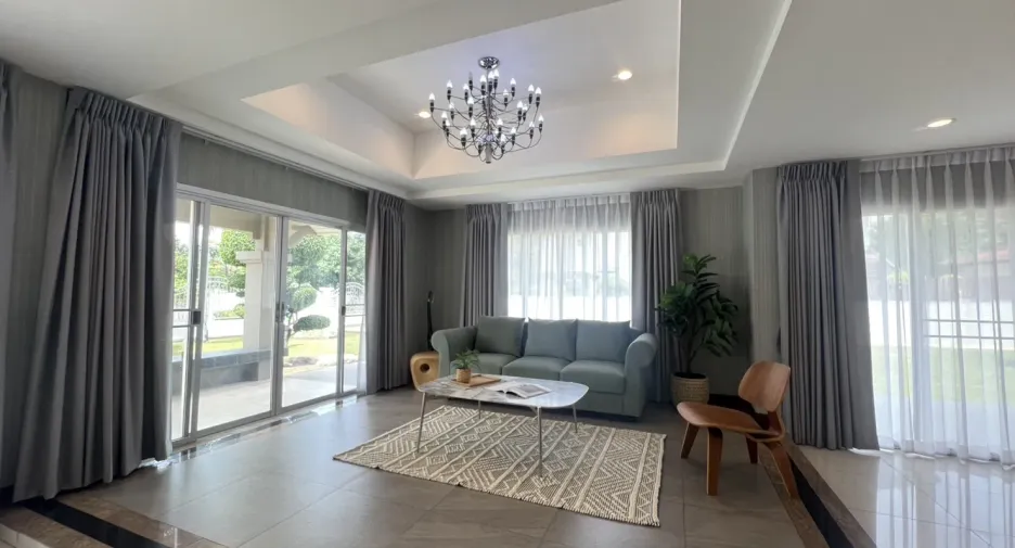 For sale 3 bedrooms house in Mueang Pathum Thani, Pathum Thani