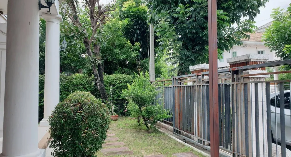 Casa en venta de 4 habitaciones en Mueang Nonthaburi, Nonthaburi