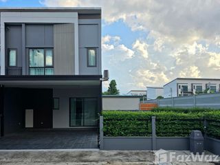 For rent 3 bedrooms townhouse in Bang Kruai, Nonthaburi