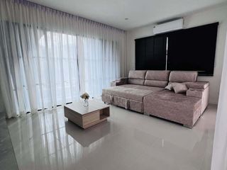 Casa en alquiler de 4 habitaciones en Mueang Phuket, Phuket