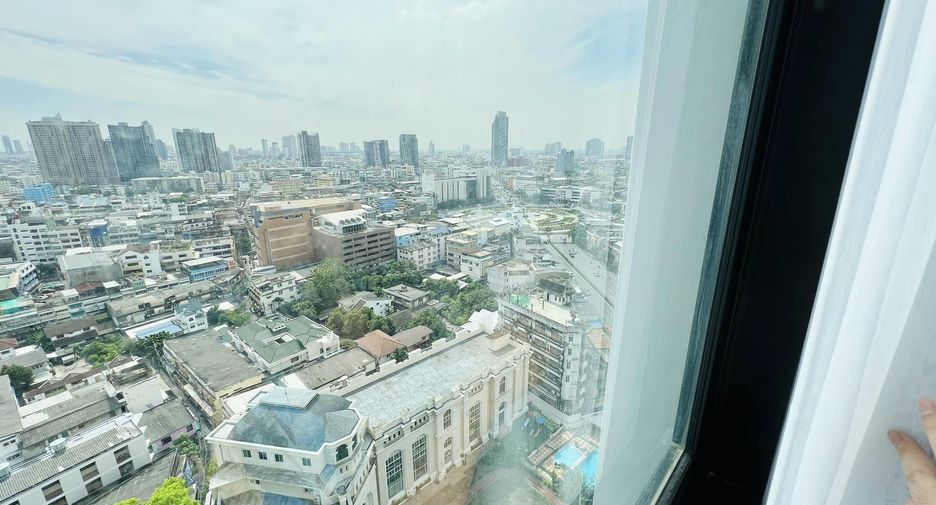 For sale studio condo in Khlong San, Bangkok
