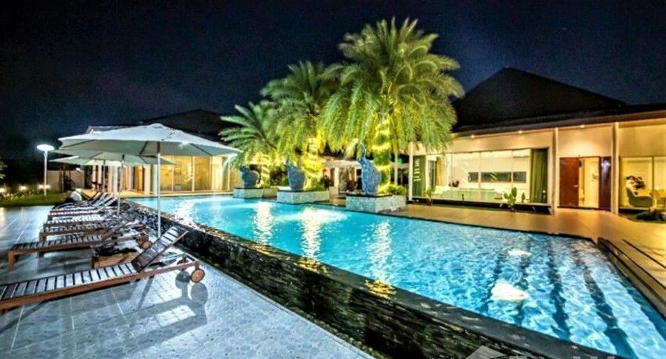 For sale そして for rent 6 ベッドルーム villa in Mueang Phuket, Phuket