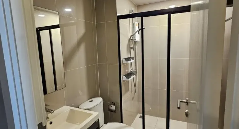 For sale and for rent 1 bed condo in Bang Kapi, Bangkok