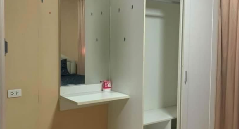 For sale 1 bed condo in Bang Khen, Bangkok