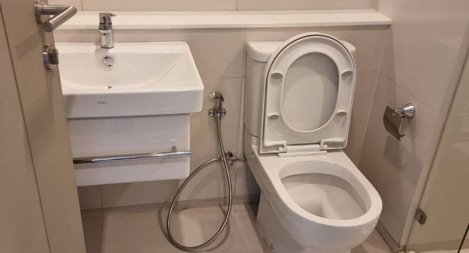 For sale and for rent studio condo in Huai Khwang, Bangkok