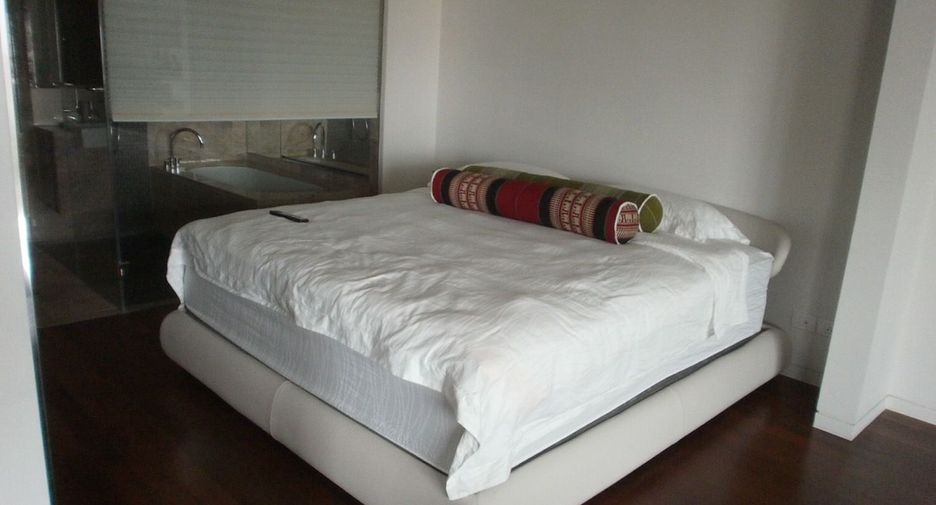 For sale 1 bed condo in Pathum Wan, Bangkok