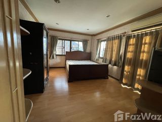For sale 3 bedrooms house in Thawi Watthana, Bangkok
