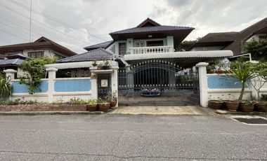 For sale 3 bedrooms house in Thawi Watthana, Bangkok