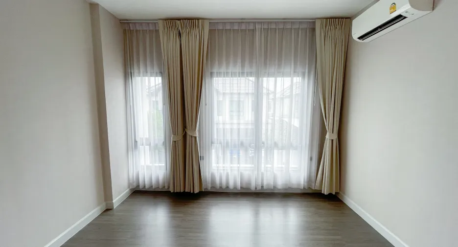 For sale and for rent 4 bedrooms house in Bang Kruai, Nonthaburi