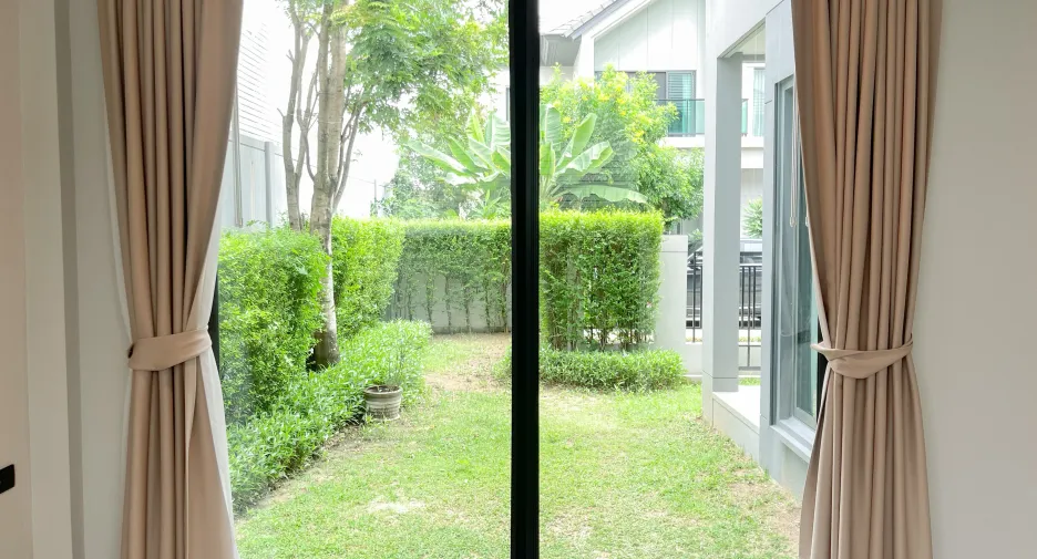 For sale and for rent 4 bedrooms house in Bang Kruai, Nonthaburi