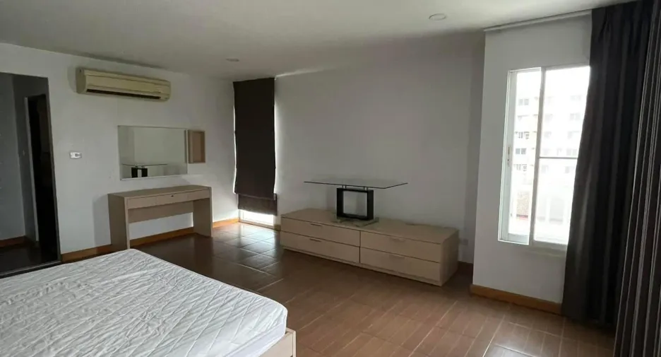 For sale and for rent 2 bedrooms condo in Suan Luang, Bangkok