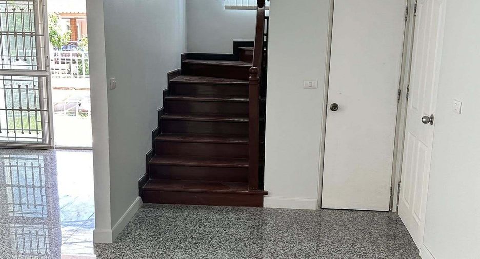 For rent 4 bedrooms house in Bang Yai, Nonthaburi