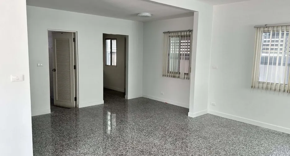 For rent 4 bedrooms house in Bang Yai, Nonthaburi