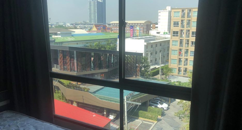 For sale 1 bed condo in Mueang Samut Prakan, Samut Prakan