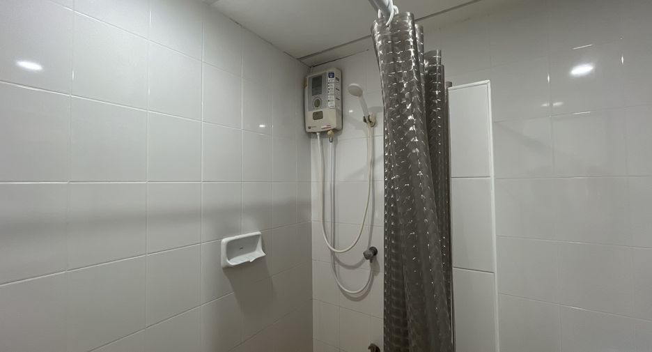 For rent 2 bedrooms apartment in Mueang Phuket, Phuket