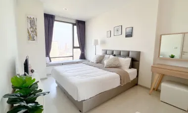 À vendre 1 chambre condo à Khlong Toei, Bangkok