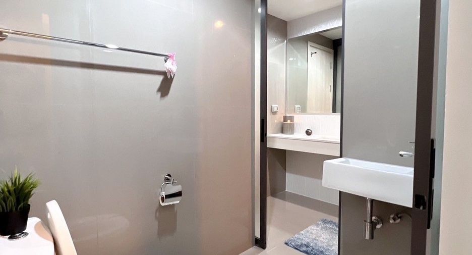 Wohnung zum Kauf mit 1 Zimmer in Khlong Toei, Bangkok