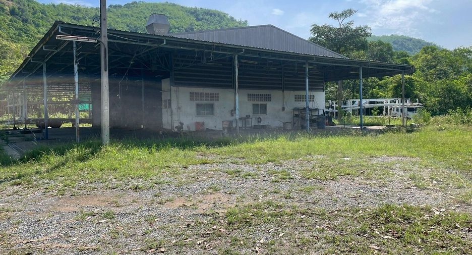 For sale land in Plaeng Yao, Chachoengsao