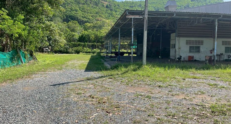For sale land in Plaeng Yao, Chachoengsao