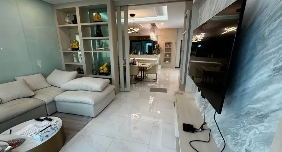 Haus zum Kauf und zur Miete mit 4 Zimmer in Prawet, Bangkok