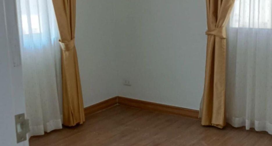 Haus zur Miete mit 3 Zimmer in Lam Luk Ka, Pathum Thani