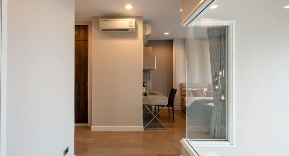 Condo en venta de 2 habitaciones en Khlong Toei, Bangkok