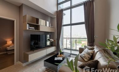 For sale 2 ベッドルーム condo in Khlong Toei, Bangkok