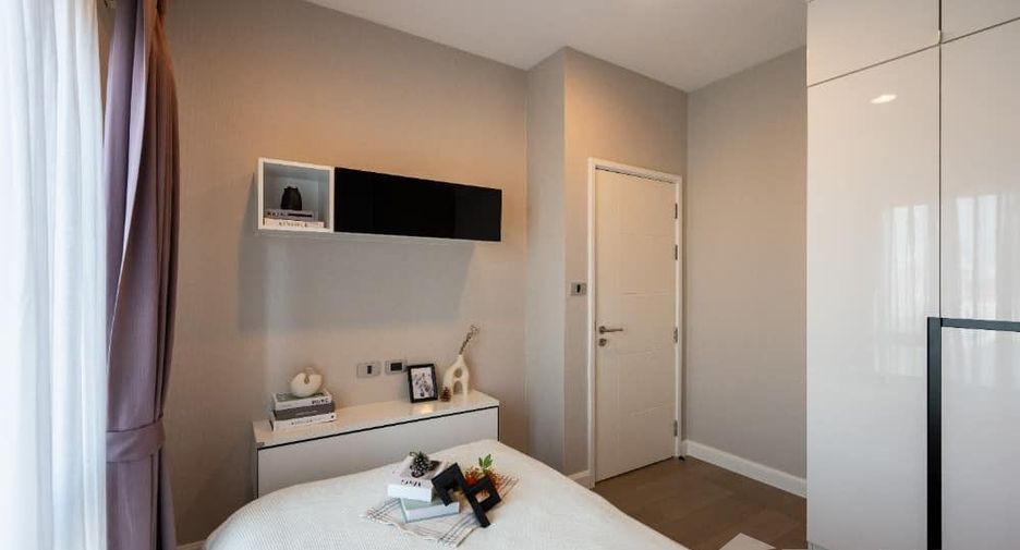 For sale 2 bedrooms condo in Khlong Toei, Bangkok