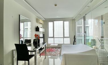 For sale 2 bedrooms condo in Watthana, Bangkok