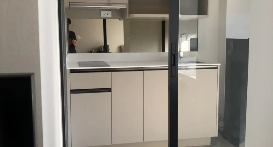 À vendre studio condo à Khlong Toei, Bangkok