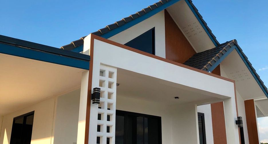 For sale 3 bedrooms house in Mueang Phayao, Phayao