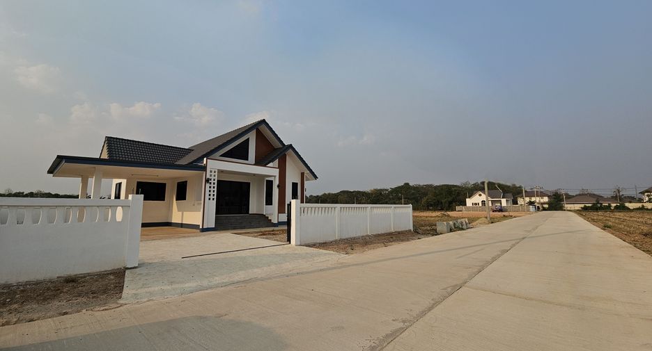 For sale 3 bedrooms house in Mueang Phayao, Phayao