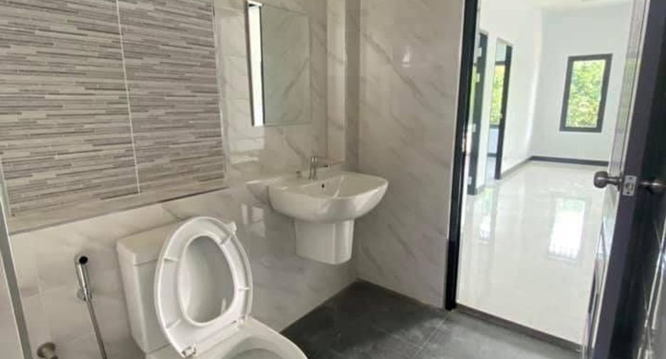Haus zum Kauf mit 3 Zimmer in Ban Lat, Phetchaburi